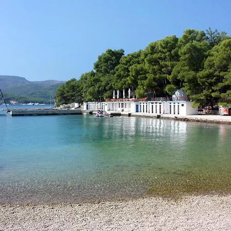 Stari Grad 8780a